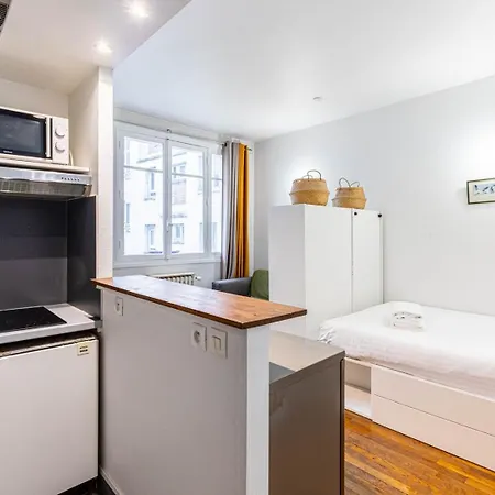 Guestready - Cosy For 2 - Exhibition Centre Apartment *